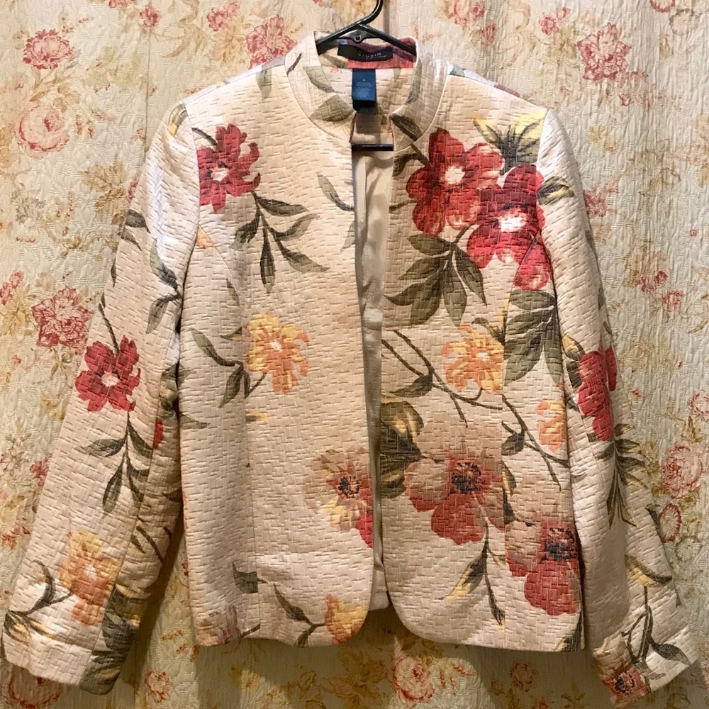 Versatile Floral Jacket